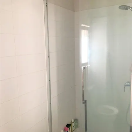 Charming Parisian Under The Rooftops דירה *